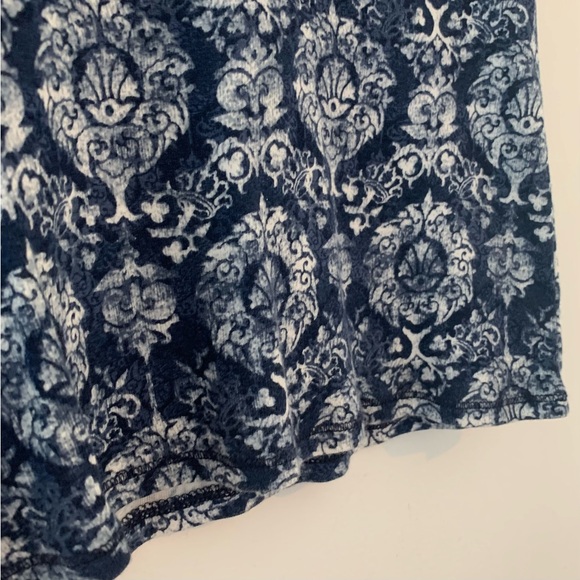 liz&co. Top - Picture 4 of 5